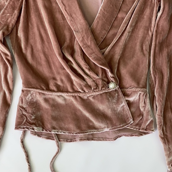 Reformation Blush Pink Velvet Anastasia Wrap Top - Picture 3 of 5